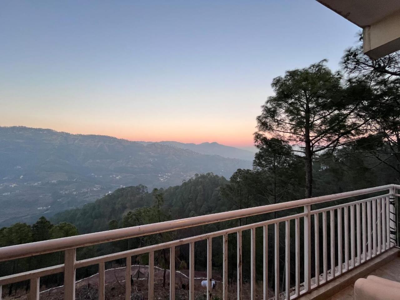 Hotel Tribe View - Away From City Hustle !! Top Rated & Most Awarded Property !! A Peaceful Stay كاساولى المظهر الخارجي الصورة